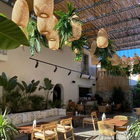 Gaia Alacati Bazaar المظهر الخارجي الصورة